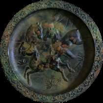 Антиквариат чугун/бронза настенная тарелка, в Якутске