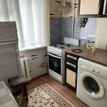 Продаю 1-ком квартиру В 7 мкр по Жукеева-Пудовкина, в г.Бишкек