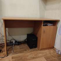 Продам компьютерный стол, в г.Луганск