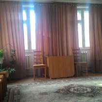 Сдается комната 28 кв. м. светлая, в Челябинске