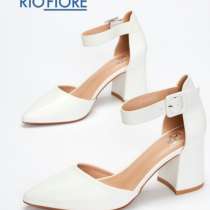 Туфли белые 37 размер RioFiore, в Владимире
