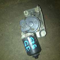 Mazda 626(GE) моторчик стеклоочистителя передний, в Санкт-Петербурге