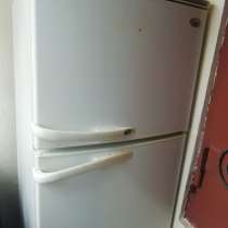 Продается двухкамерный холодильник Атлант МХМ-2712-00, в Севастополе