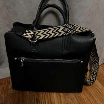 Сумка черная, классическая - состояние отличное, в Пензе
