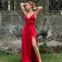 Красное Платье, в Москве