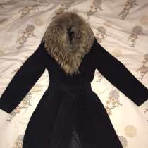 Пальто с мехом финского енота, в Москве