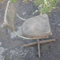 Слесарный стул с винтовой регулировкой высоты, в Красноярске