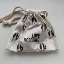 Брошь “Love Moschino”, в Реутове