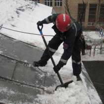 Очистка крыш от снега, в Хабаровске