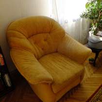 Раздвижной диван + кресло, в Санкт-Петербурге
