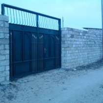 Участок возле моря в Баку, в Москве