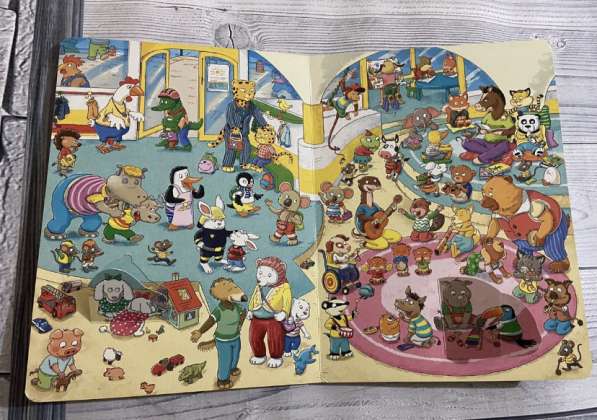 Книги детские тактильные найди покажи в Москве фото 5