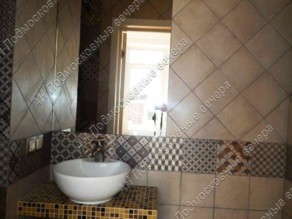 Продам коттедж в Москва.Жилая площадь 270 кв.м.Есть Газ, Водопровод. в Москве фото 4