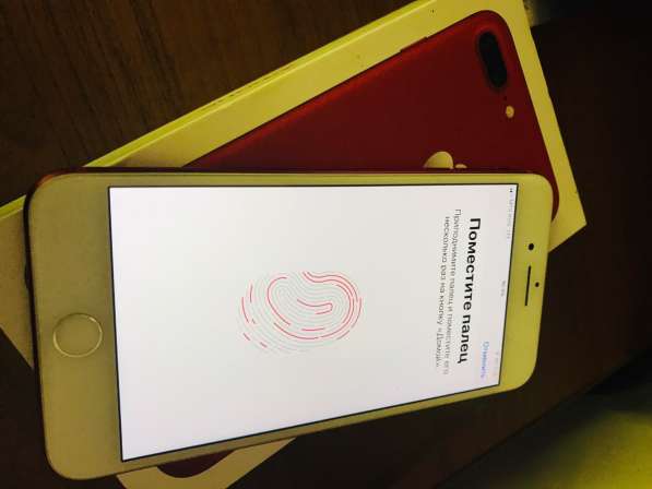 Телефон iPhone 7 Plus RED на 128 гб в Сочи