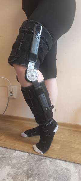 Ортез на коленный сустав с шарнирами