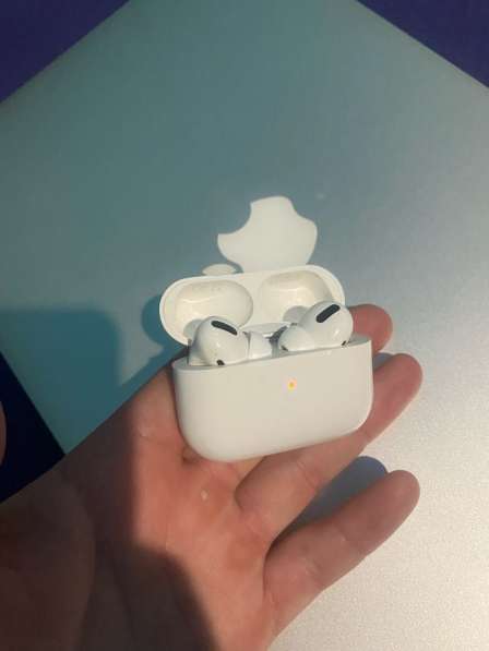 Продам AirPods Pro