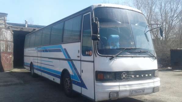 Автобус Setra 215 в 