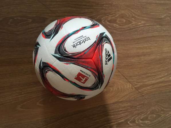 Мяч Adidas Torfabrik Bundesliga Official Match Ball 14/15