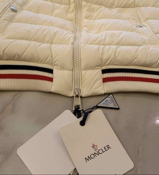 Пуховик Moncler в Санкт-Петербурге фото 5