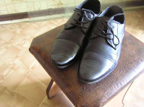 Продам туфли и кроссовки на мальчика р-р 38 в Красноярске фото 4