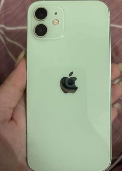 Продаю iPhone 12, зелёный, 128 ГБ