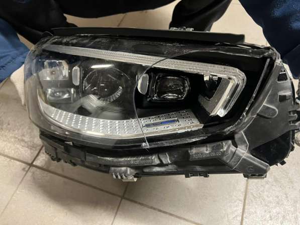 Mercedes Benz в Москве фото 3