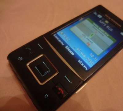 сотовый телефон Sony-Ericsson Hazel J20i