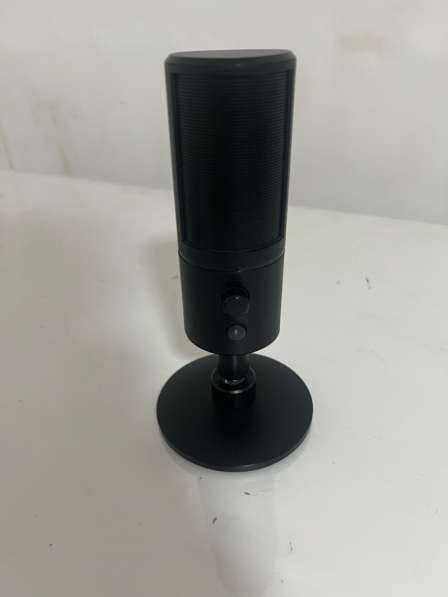 Микрофон Razer Seiren X в Санкт-Петербурге