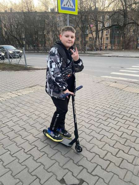 Продам самокат трюковой