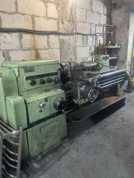 Токарный станок