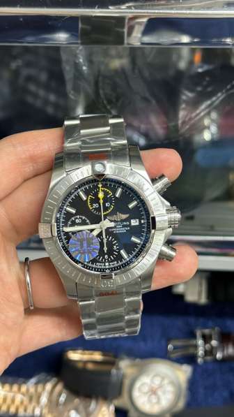 Часы Breitling