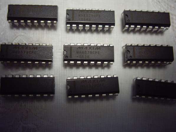 Микросхема MAX379CPE MAXIM в Челябинске фото 12