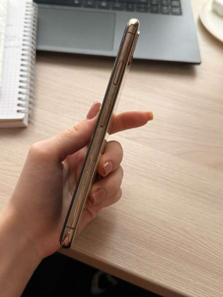 Продам iPhone xs в Екатеринбурге