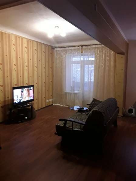 Продам двухкомнатную квартиру в Калининском р-не в фото 3