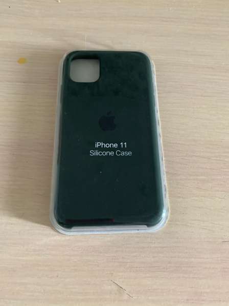 Чехол на iPhone 11