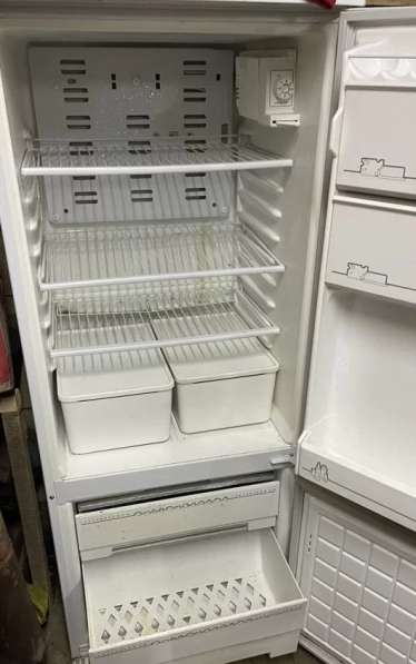 Отдам холодильник, полностью исправный в Иркутске