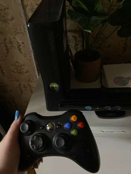 Xbox360 с кинектом (без коробки)