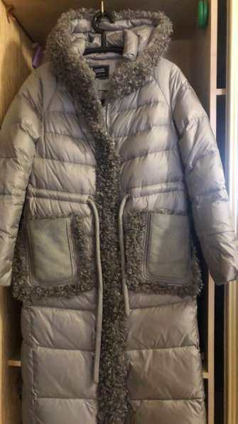 Пуховое пальто с отделкой меховой тканью в Владимире фото 4