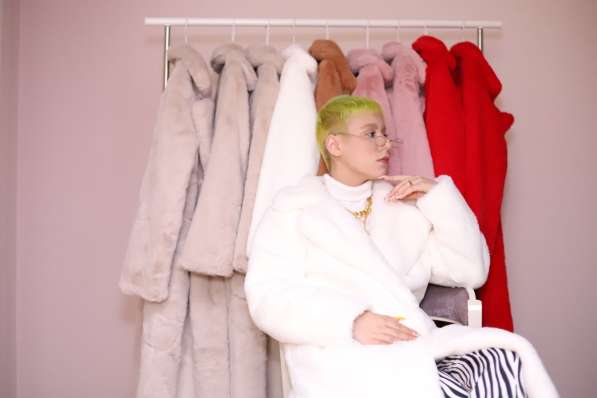 Шуба из эко меха в Москве