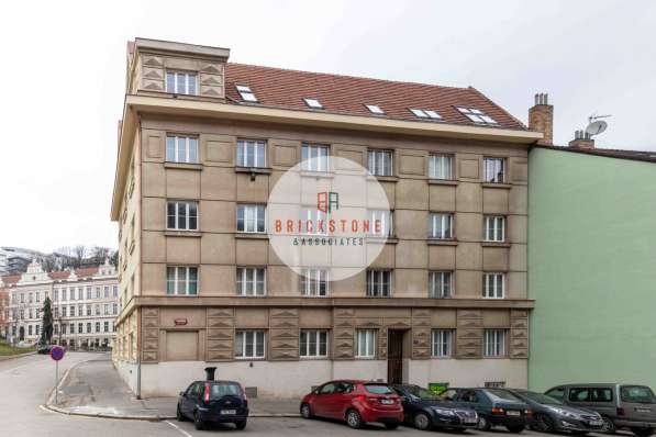 Продажа двухкомнатной квартиры в Праге 5 в фото 14