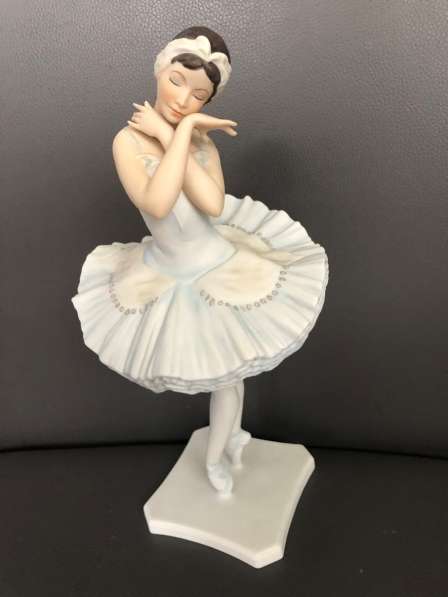 Фарфоровые статуэтки Балетная тематика в фото 3
