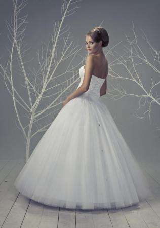Продается очаровательное и изящное свадебное платье в Москве фото 3
