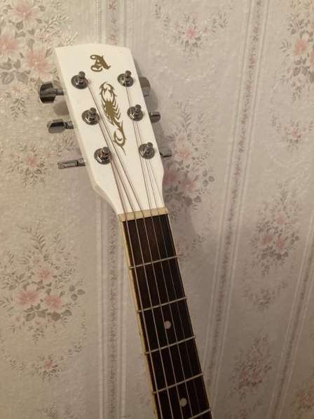 Акустическая гитара с металличес струнами в Туле фото 3