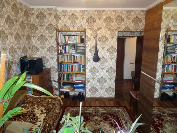 Срочно продам 2 к. кв. мкр. Восток 5, 105 сер. 53 м2 42т.$ в фото 3