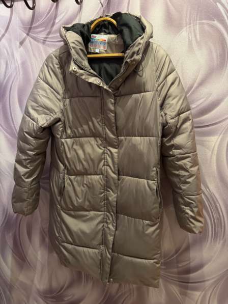 Пуховики женские зимние