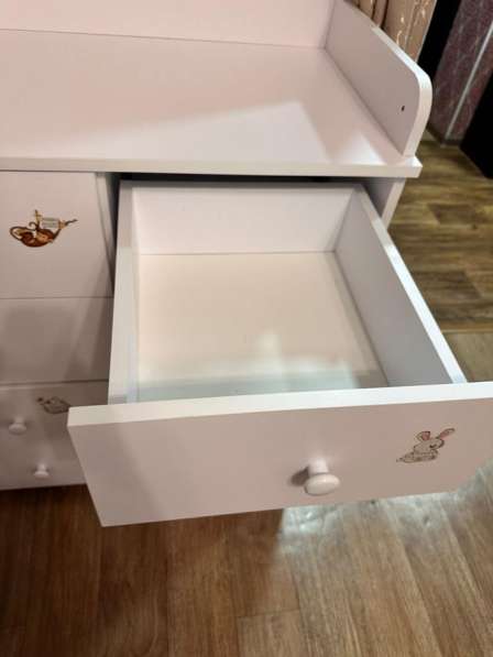 Кровать и комод в отличном состоянии в Железноводске