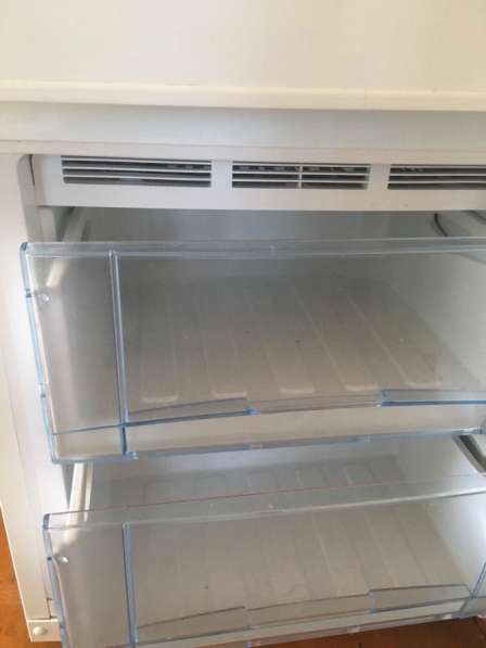 Холодильник 2-х камерный в Балашихе фото 6
