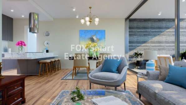 Продается 2-комнатная роскошная квартира в Дасуполисе, Никос в фото 4