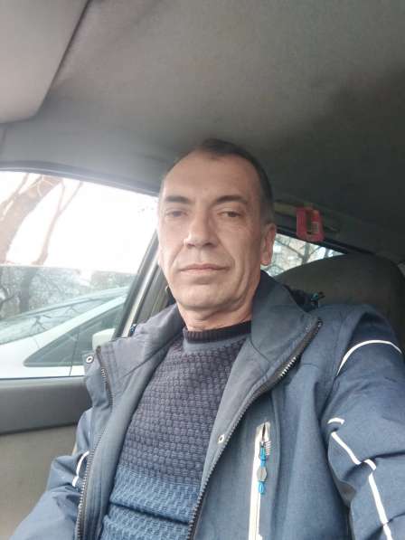 Иван, 54 года, хочет пообщаться – Одинок
