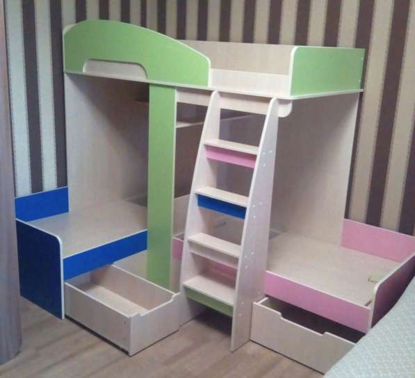 Кровати и Мебель для 3 детей